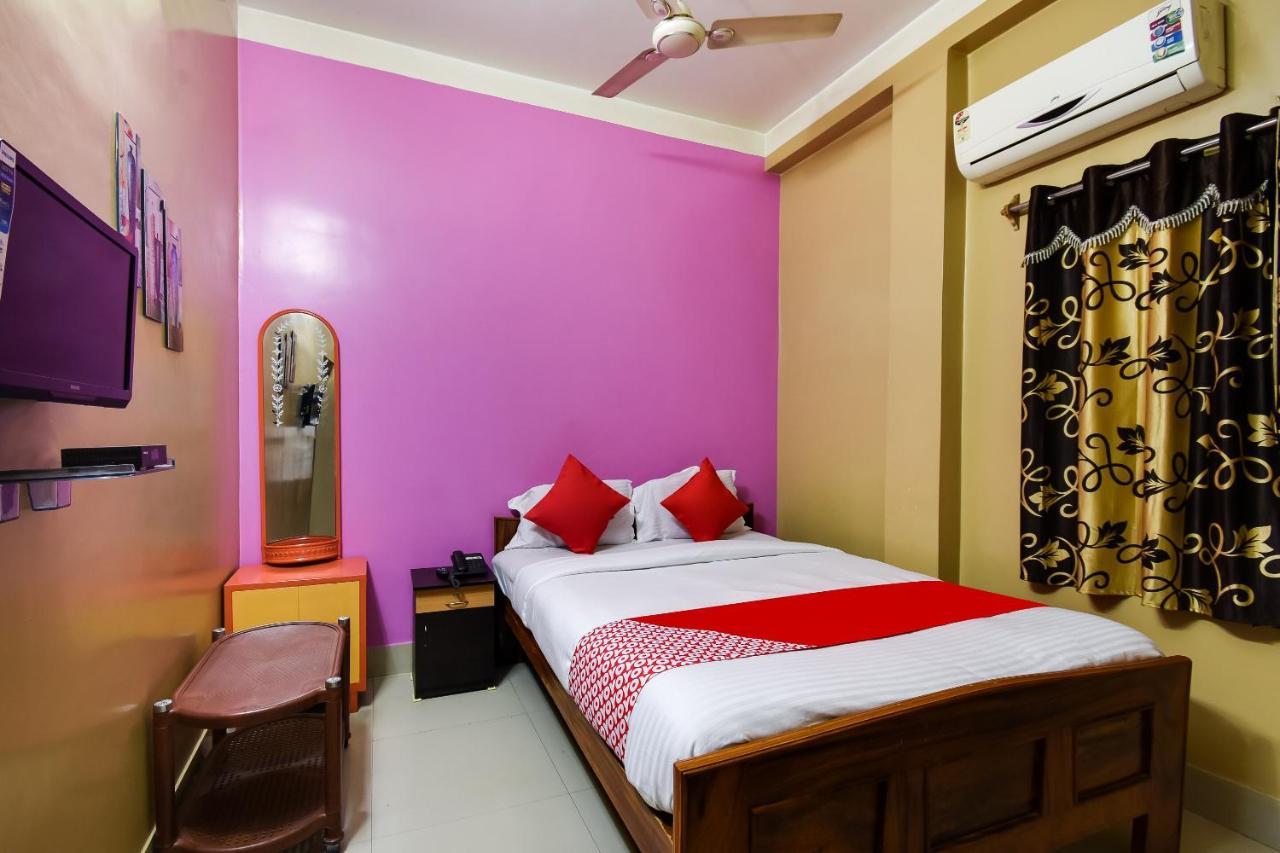 Oyo 44160 Hotel Sahana Jangipur Exterior photo