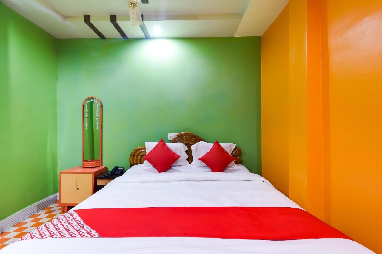 Oyo 44160 Hotel Sahana Jangipur Exterior photo